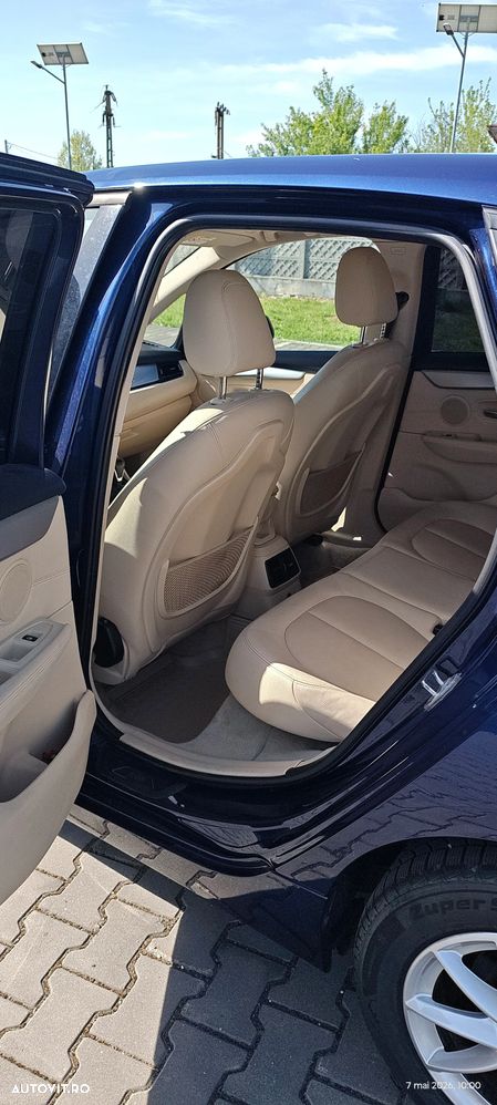 BMW Seria 2 220d - 8