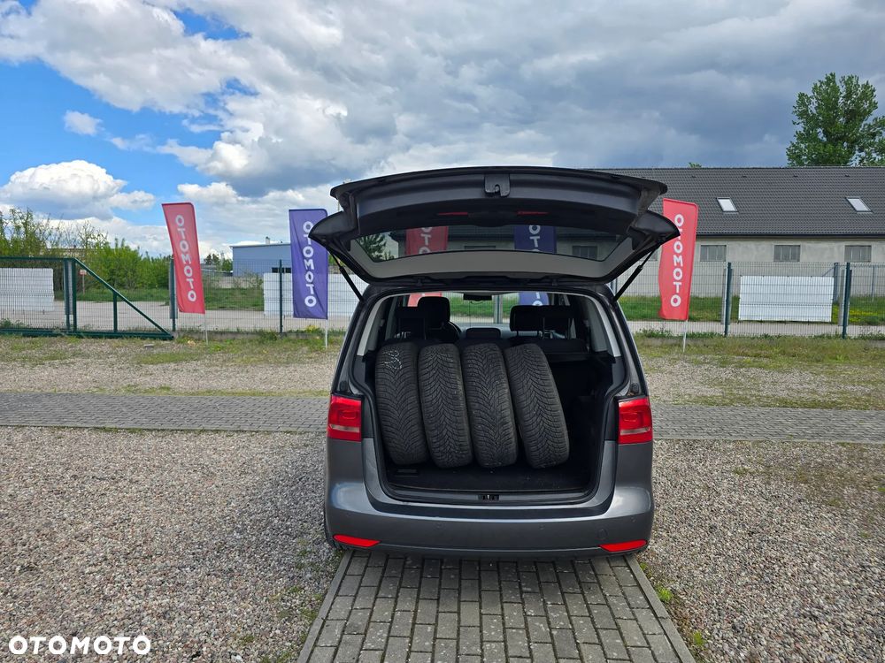 Volkswagen Touran 1.6 TDI DPF BlueMotion Technology DSG MATCH - 11
