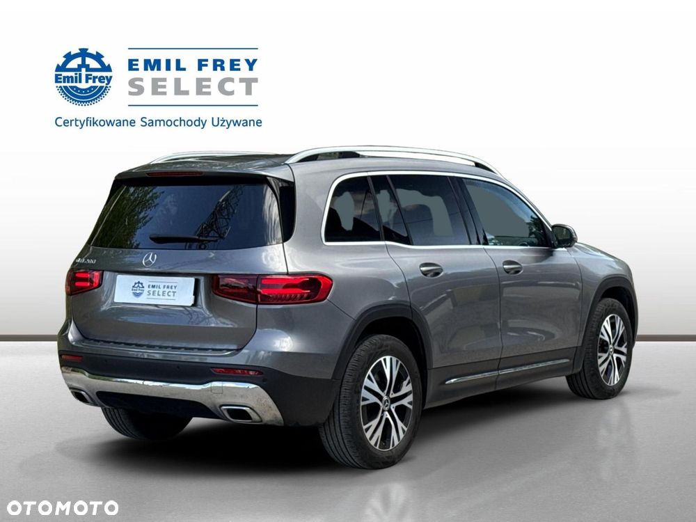 Mercedes-Benz GLB - 7