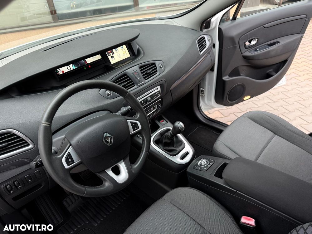 Renault Grand Scenic Energy dCi 110 S&S Dynamique - 10