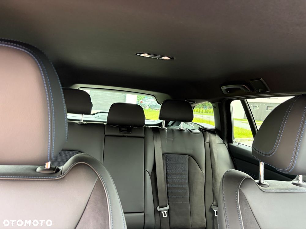 BMW Seria 3 320d xDrive M Sport sport - 36