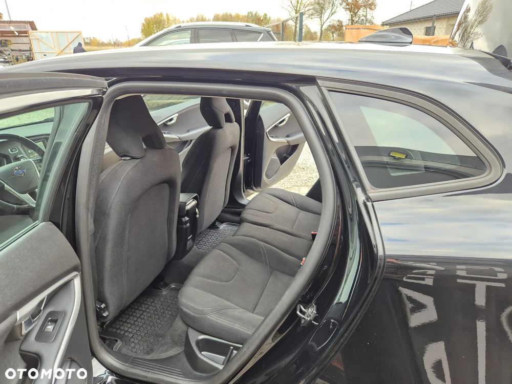 Volvo V40 D2 Kinetic - 15