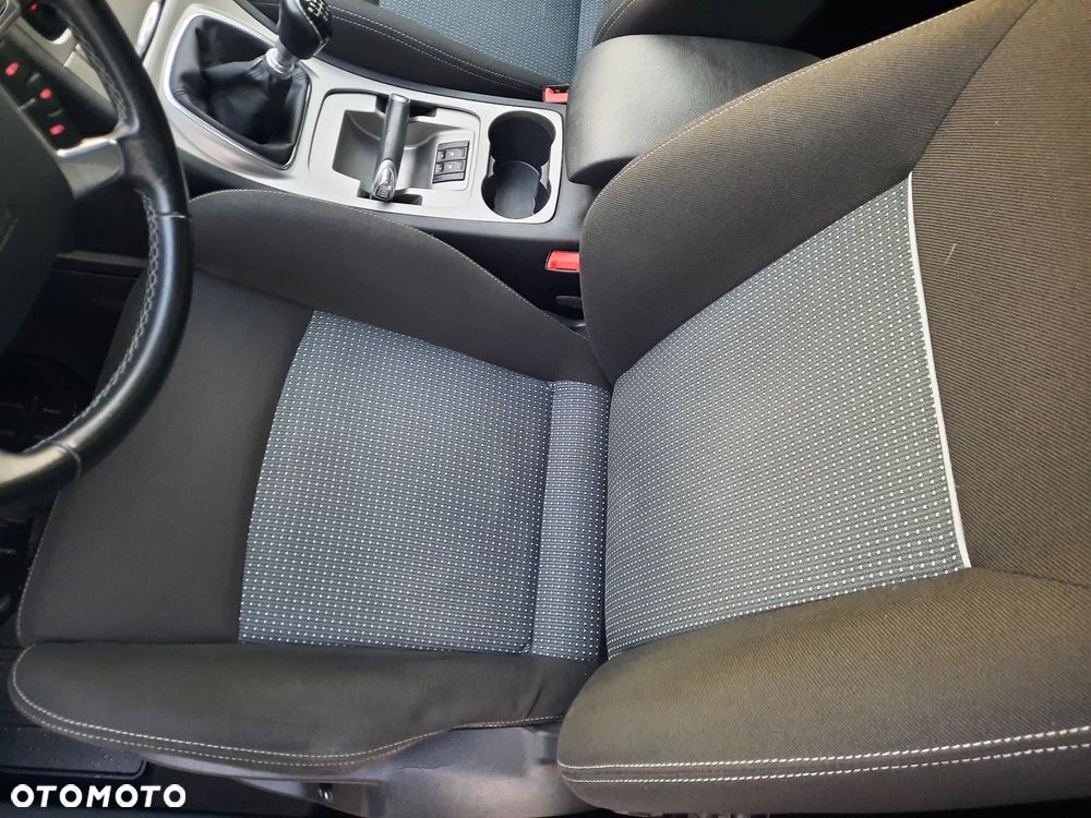 Ford S-Max 2.0 TDCi DPF Champions Edition - 18