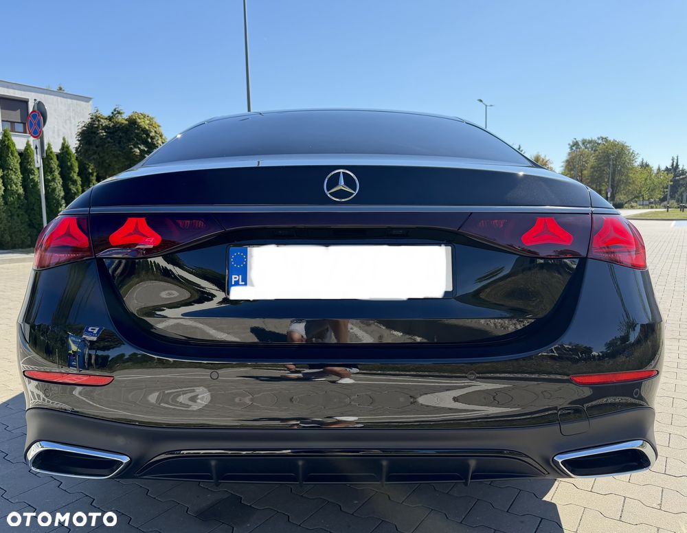 Mercedes-Benz Klasa E 220 d 4-Matic AMG - 33