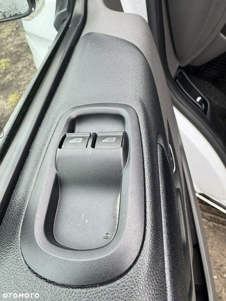 Ford Transit Custom - 17