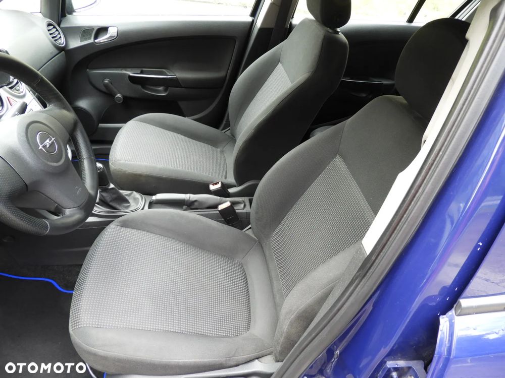 Opel Corsa 1.3 CDTI Enjoy - 11