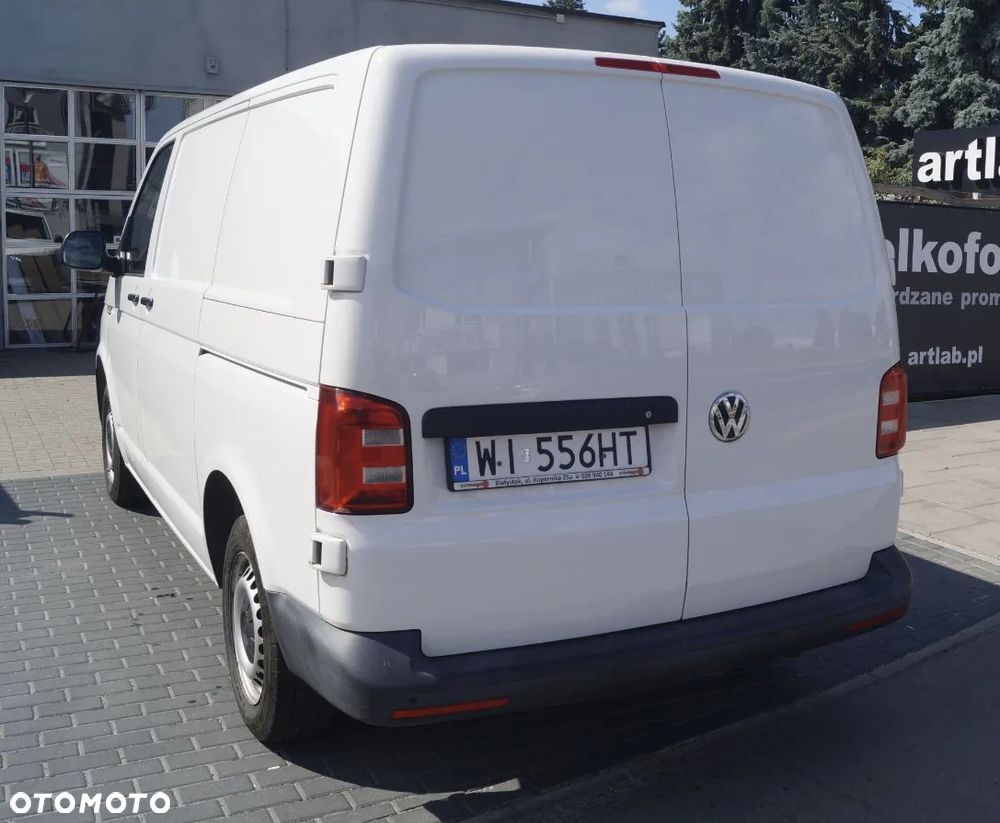Volkswagen Transporter - 5