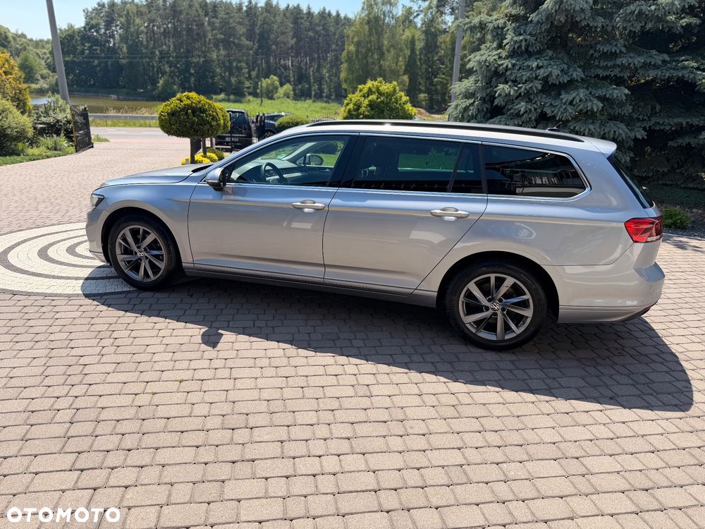 Volkswagen Passat 2.0 TDI SCR DSG Elegance - 8