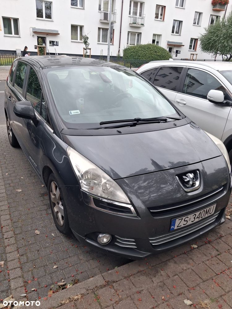 Peugeot 5008 - 2