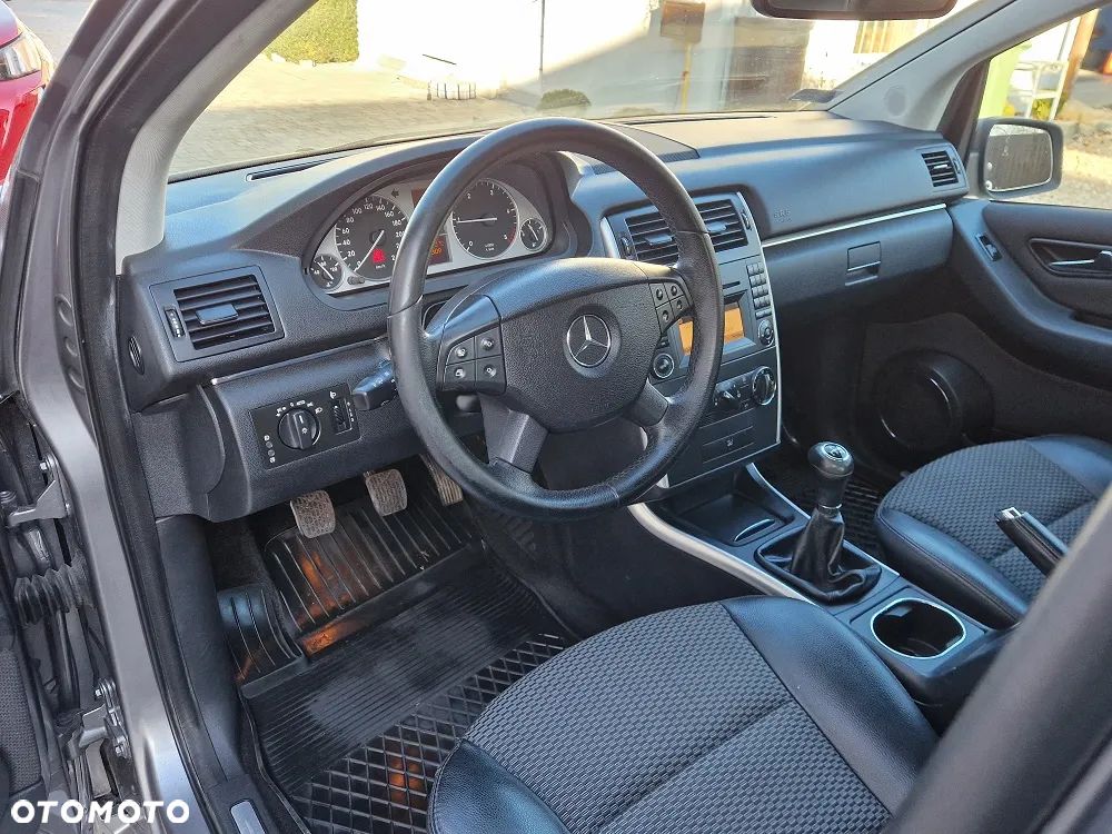 Mercedes-Benz Klasa B 180 CDI - 15