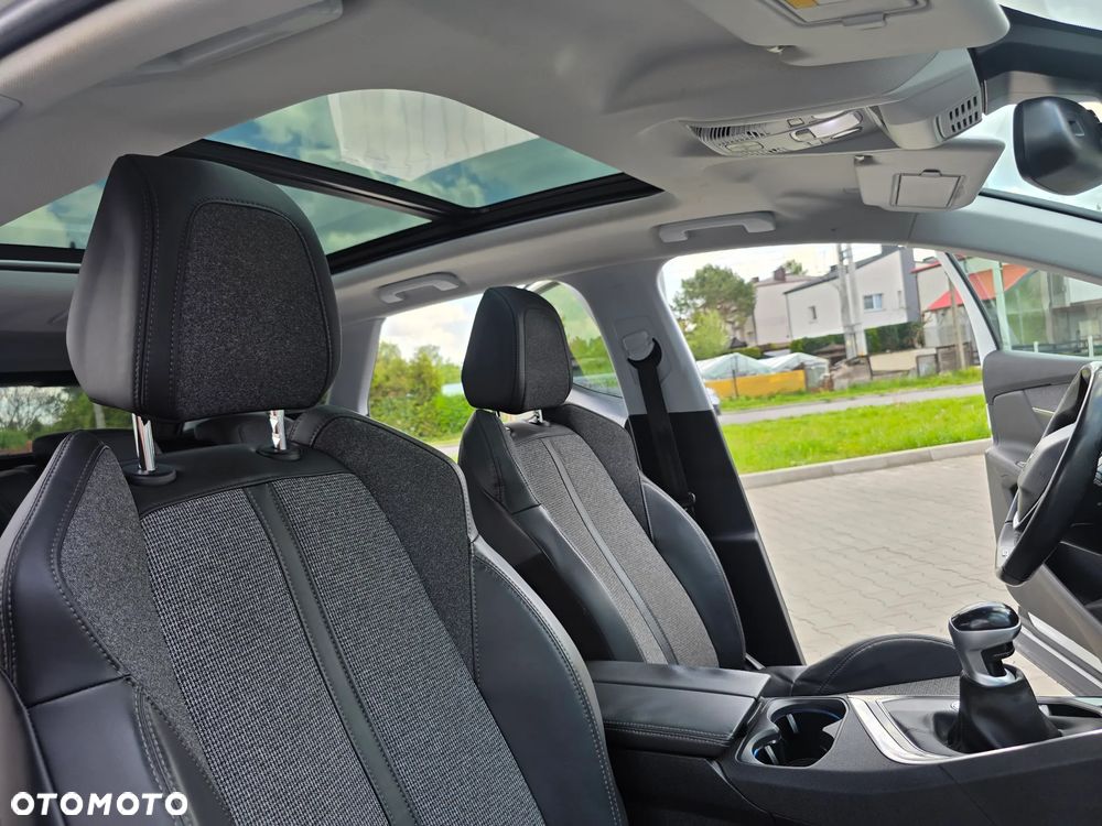 Peugeot 3008 PureTech 130 Stop & Start Crossway - 27