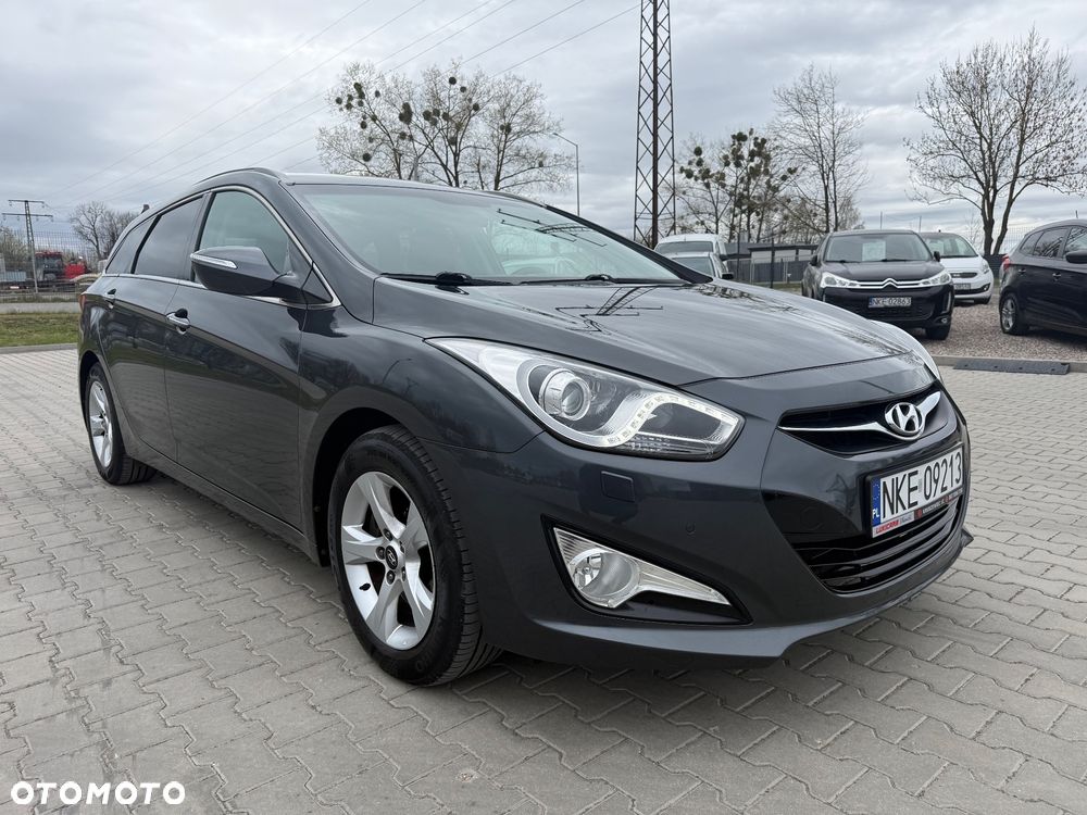 Hyundai i40 i40cw 1.7 CRDi Fifa World Cup Edition - 17