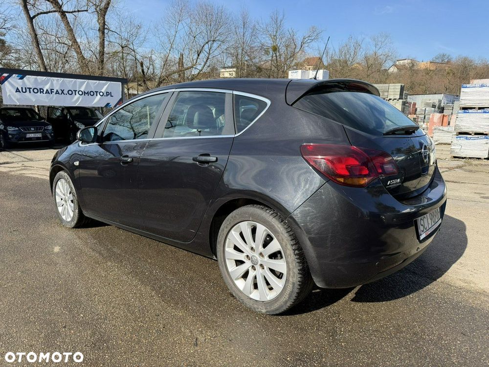 Opel Astra 1.7 CDTI - 8