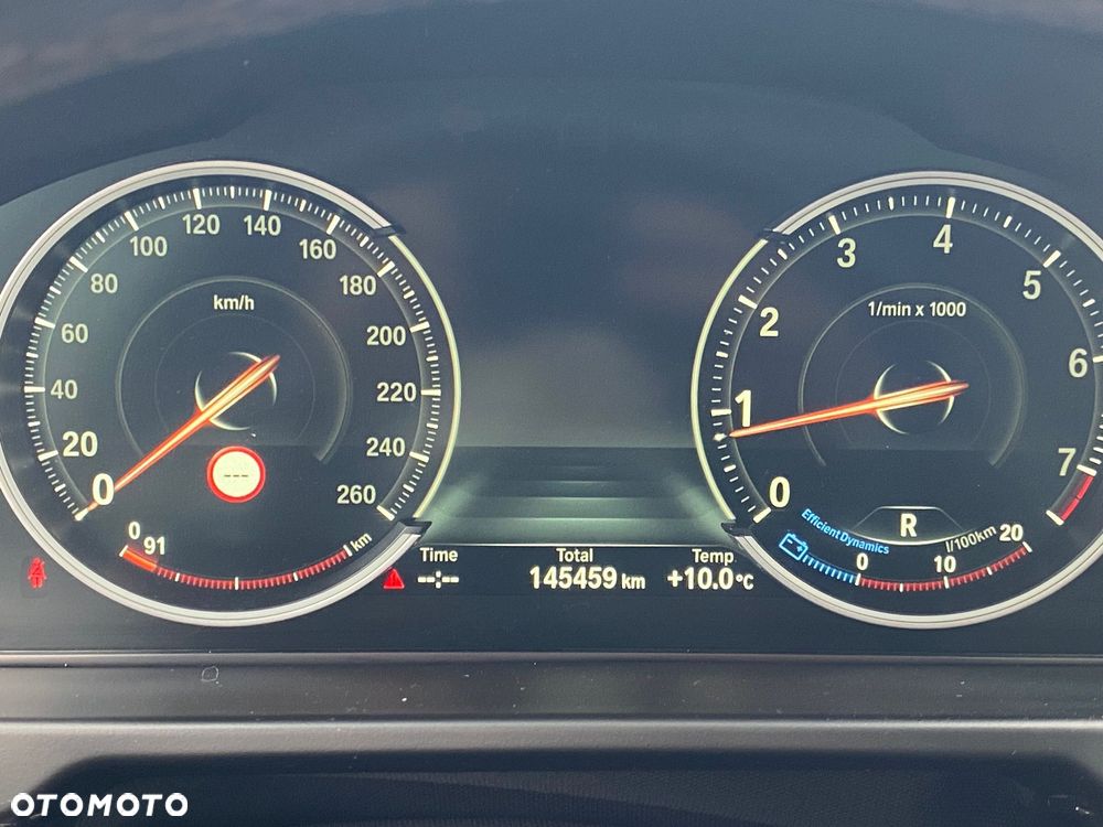 BMW X5 xDrive50i Sport-Aut - 17