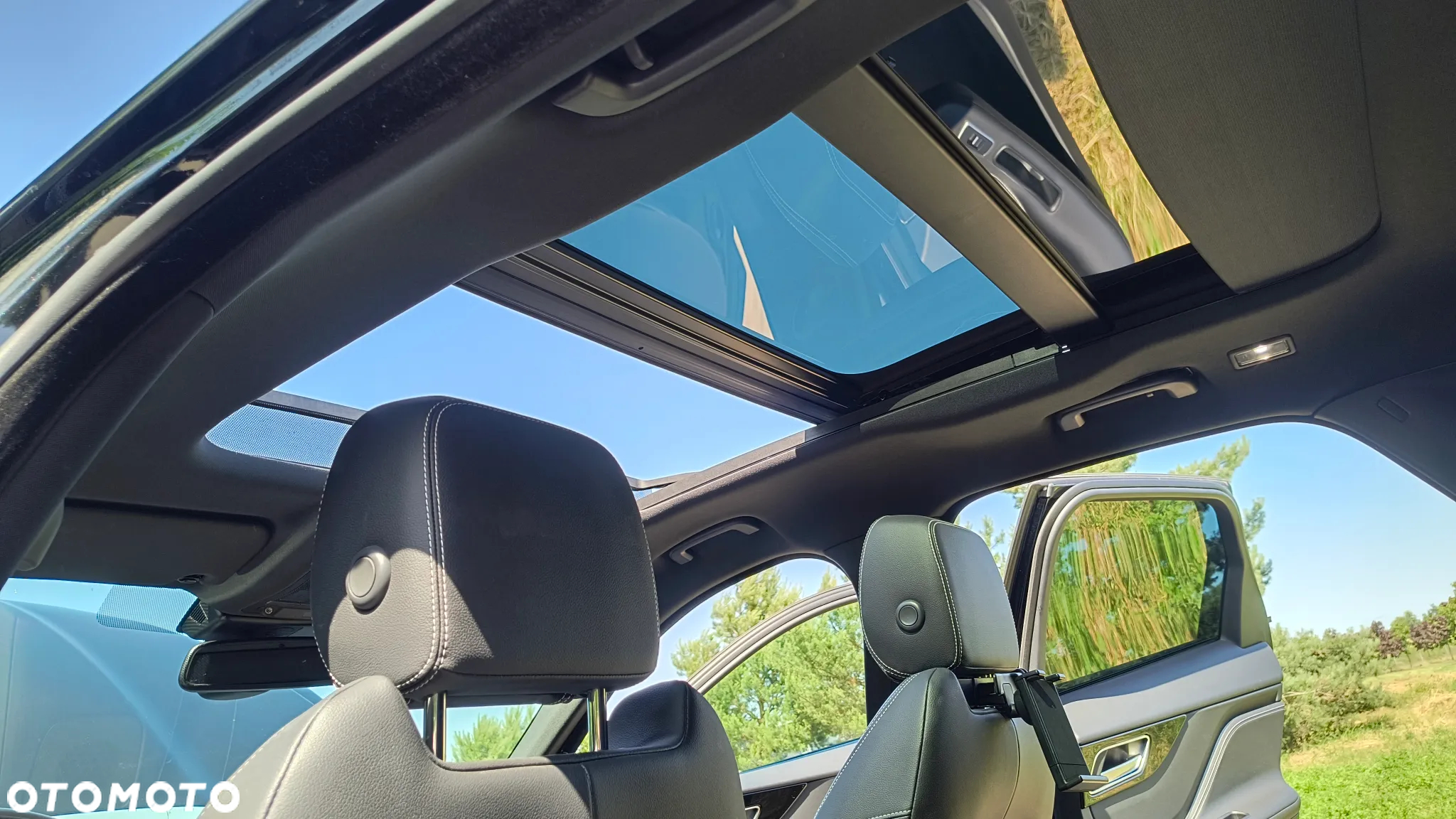 Jaguar F-Pace 20d AWD R-Sport - 28