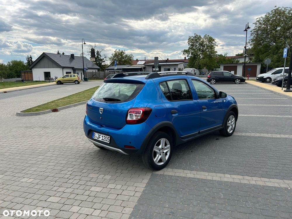 Dacia Sandero Stepway TCe 90 Prestige - 4