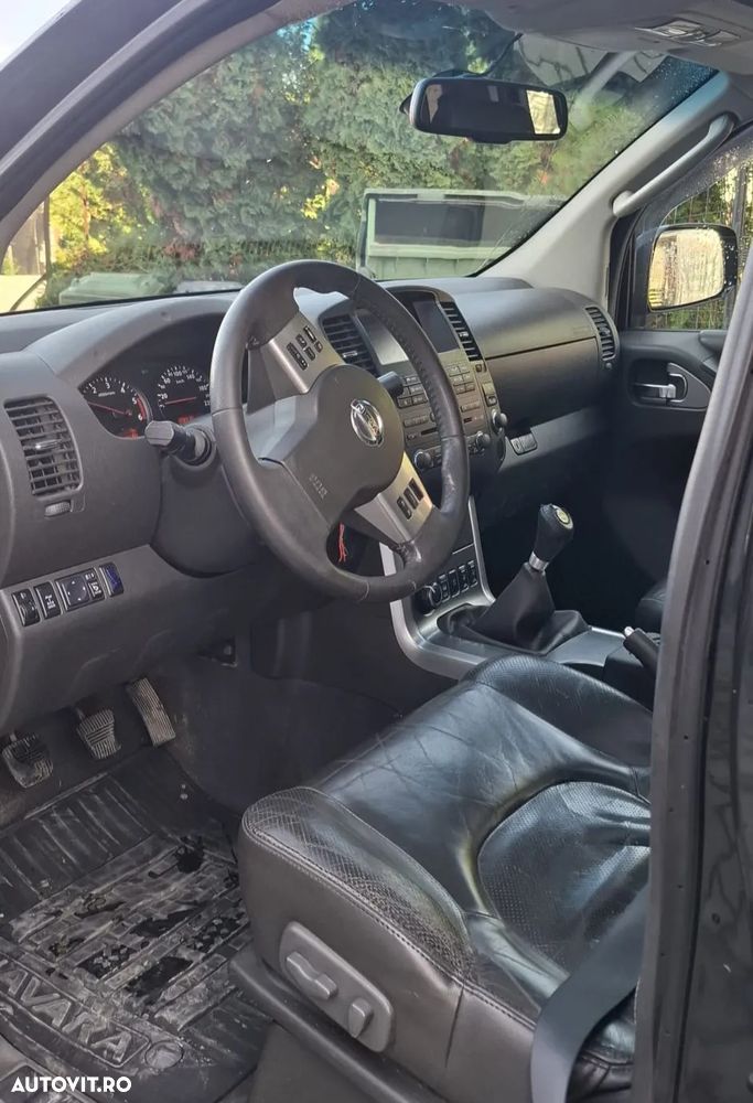Nissan Navara 2.5 dCi DPF 4X4 Double Cab SE - 4