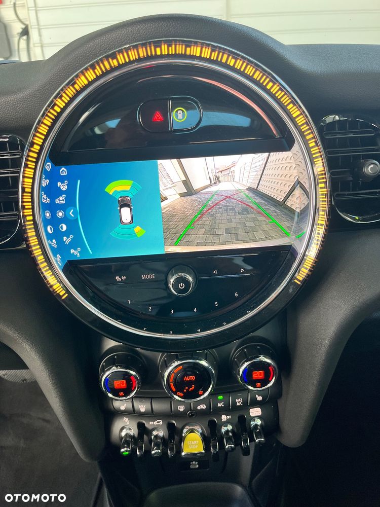 MINI Cooper SE - 15