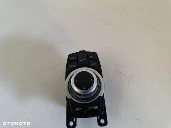 BMW 3 F30 F35 F31 2017 Panel radia 9286699