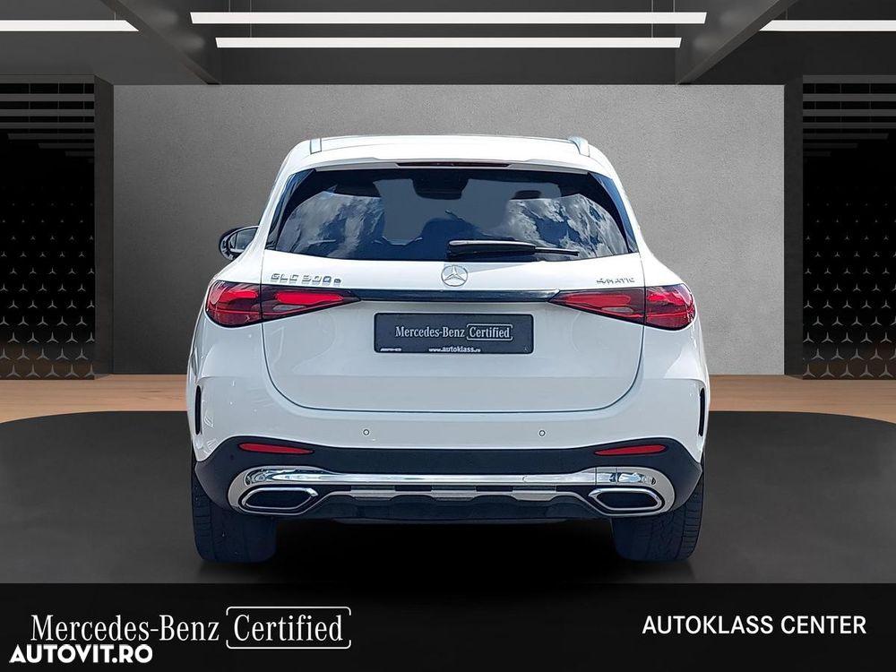 Mercedes-Benz GLC 300 e 4Matic 9G-TRONIC AMG Line Advanced - 6