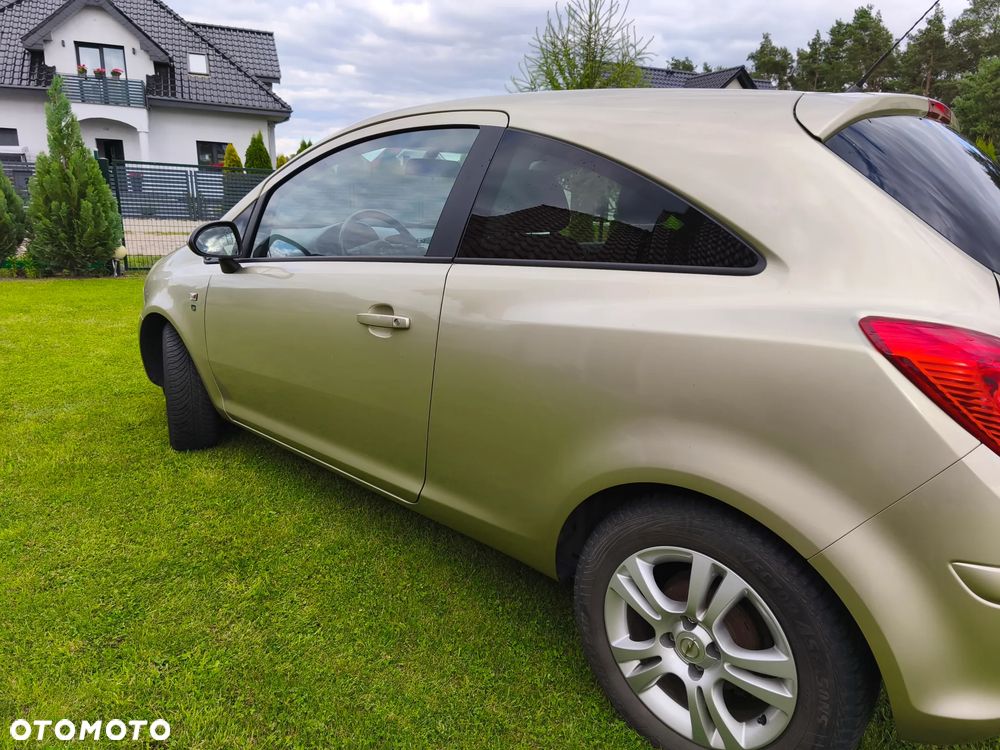 Opel Corsa 1.2 16V EcoFLEX Edition 111 Jahre - 4