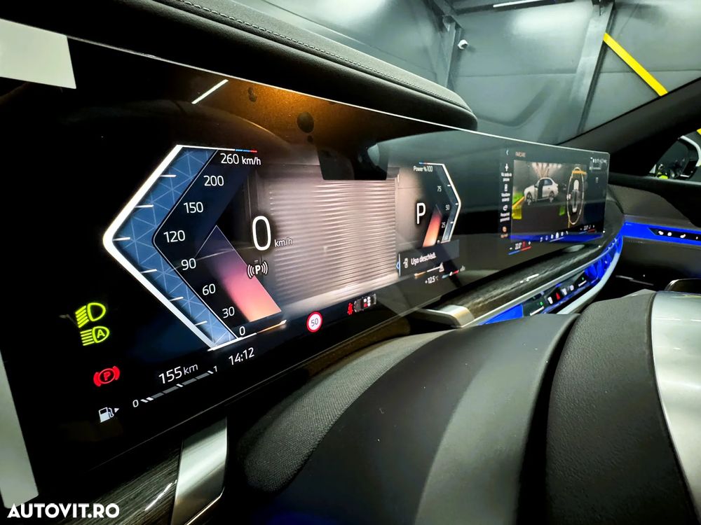 BMW Seria 7 740d xDrive MHEV - 21