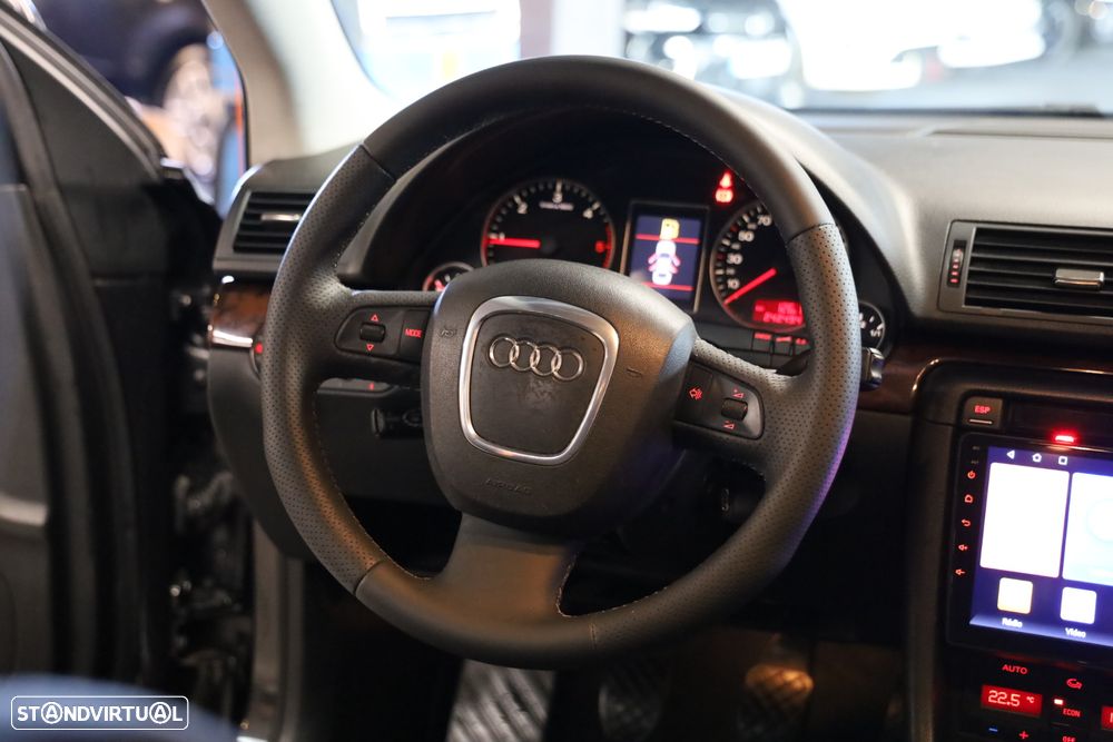 Audi A4 Avant 2.0 TDi S-line - 17