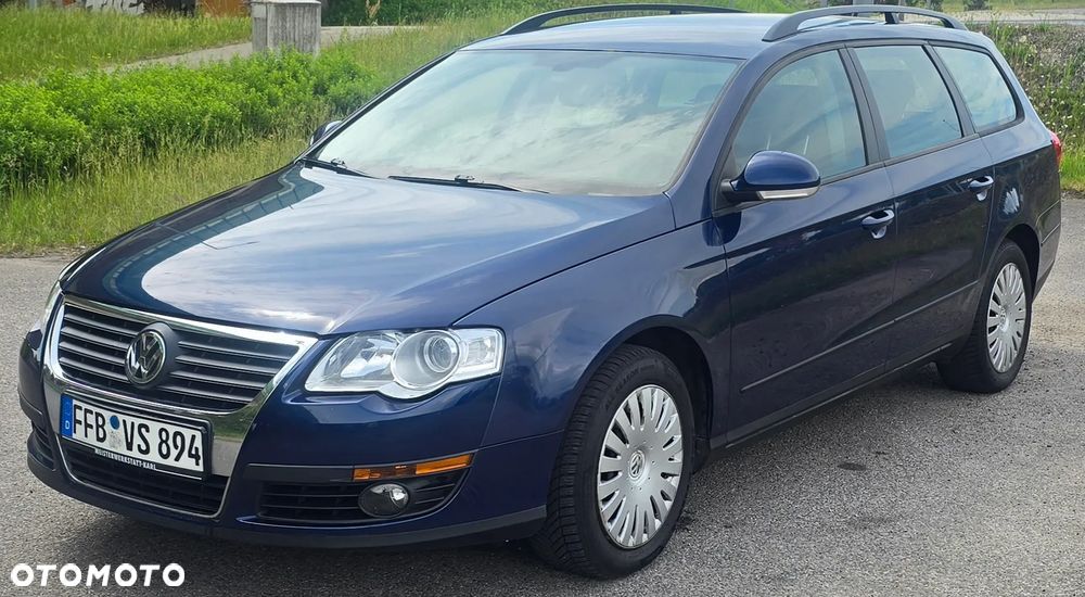 Volkswagen Passat 1.9 TDI DPF Individual - 8