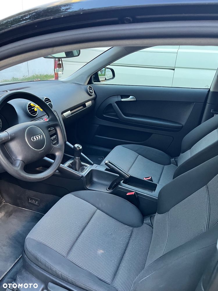 Audi A3 3-drzwiowe 1.6 Ambiente - 13