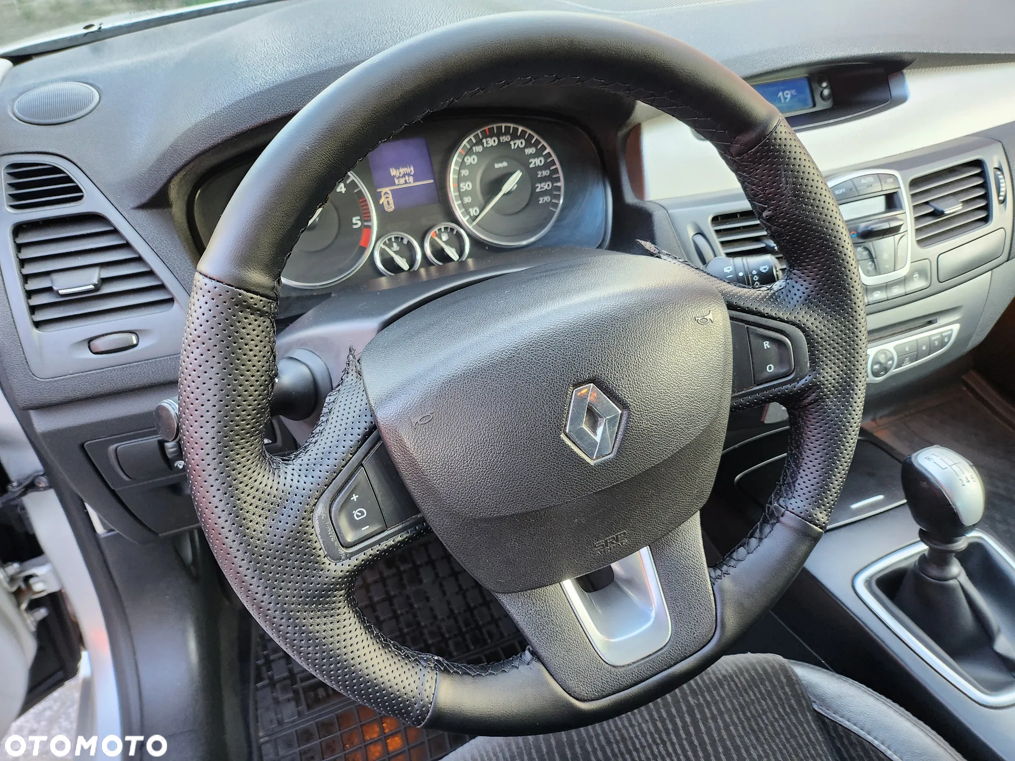 Renault Laguna - 11