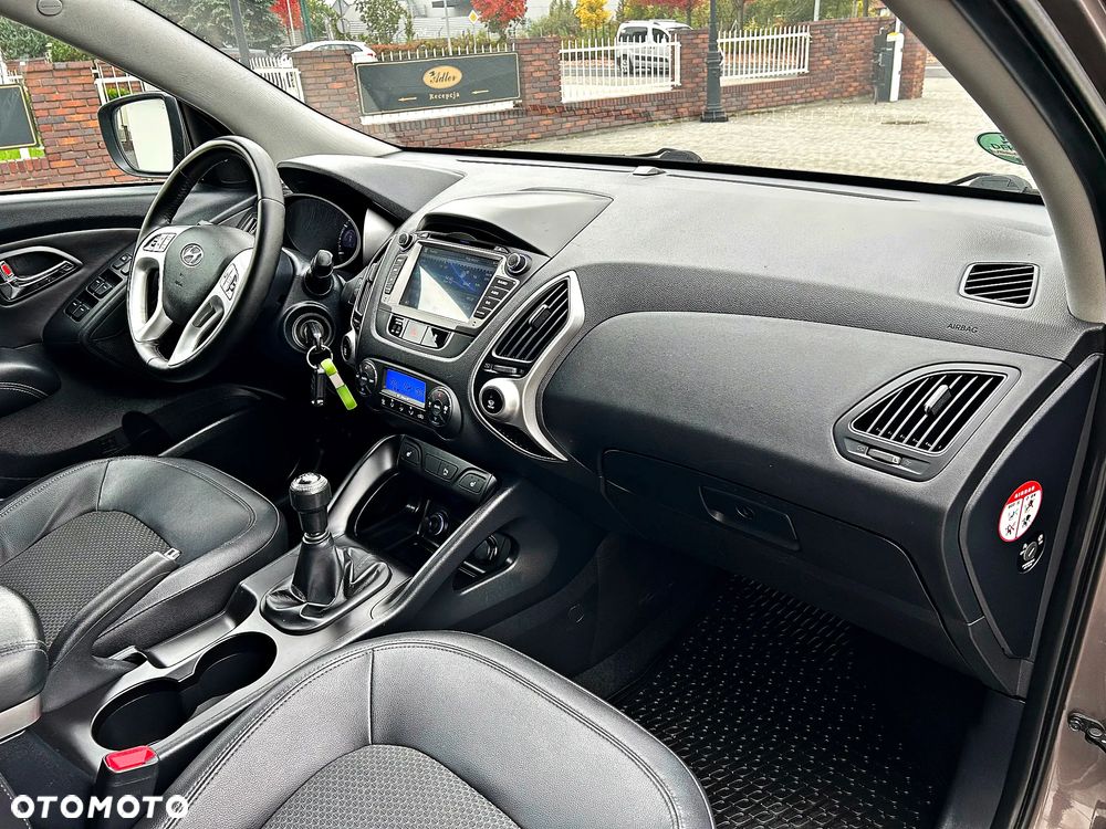 Hyundai ix35 2.0 Premium 2WD - 21