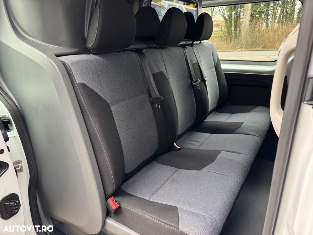 Opel Vivaro Doka 6 Locuri+Duba - 10