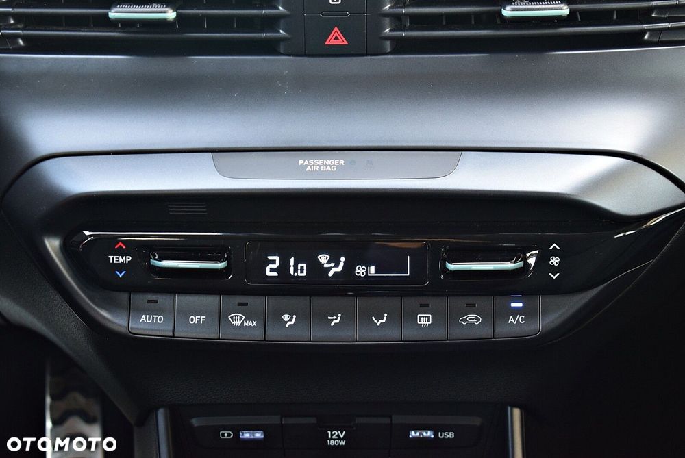 Hyundai Bayon - 23