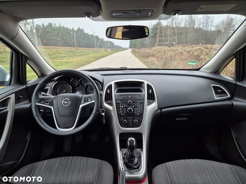 Opel Astra - 8