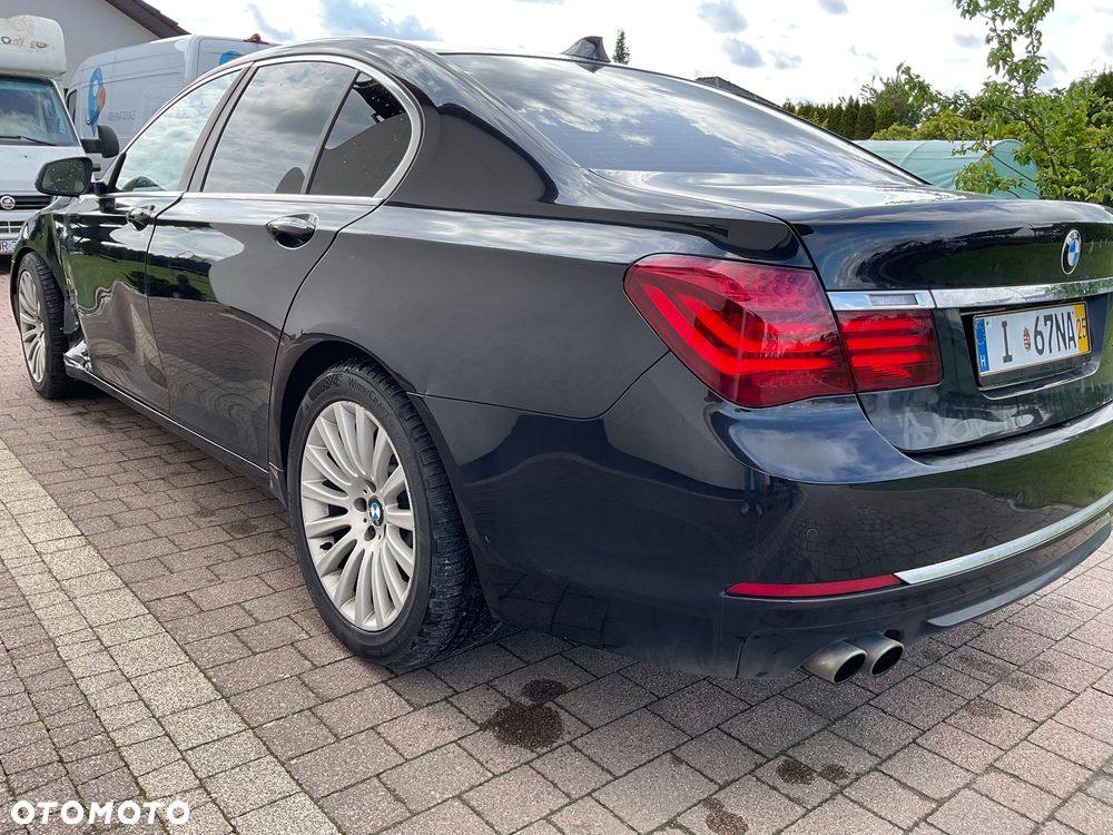 BMW Seria 7 730d BluePerformance Edition Exclusive - 4