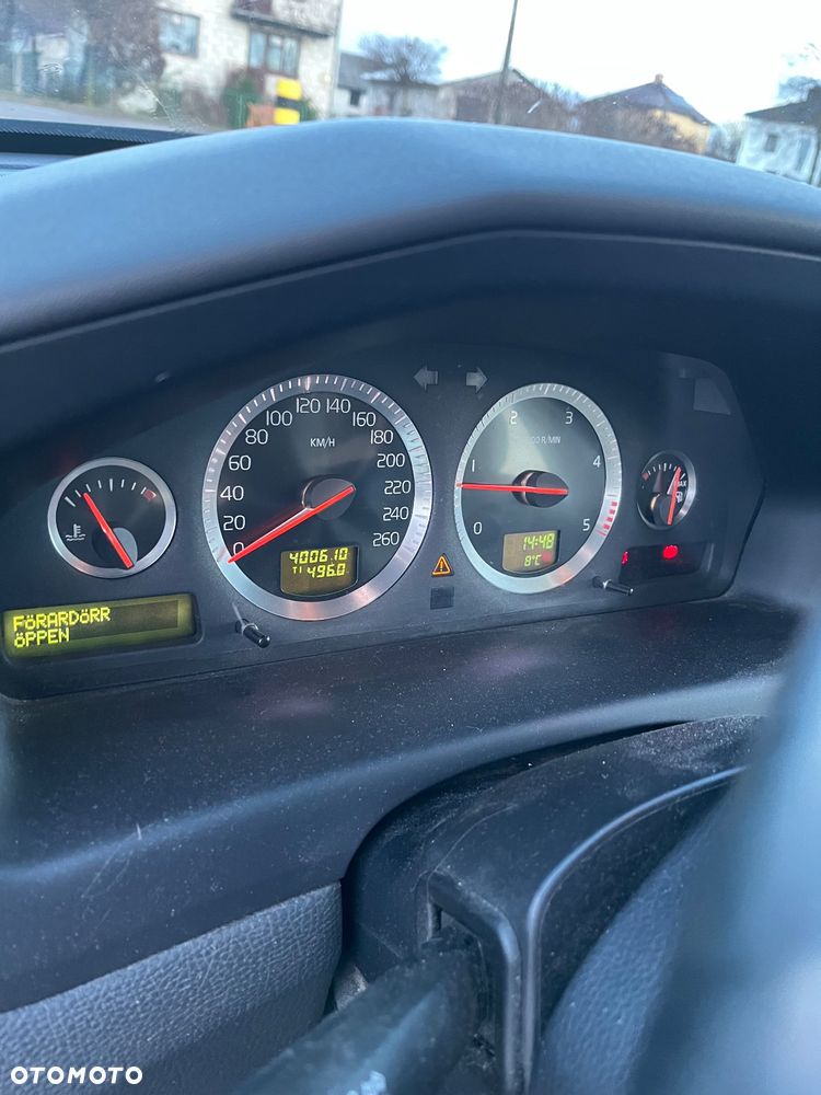 Volvo V70 2.4 D DPF Momentum - 7