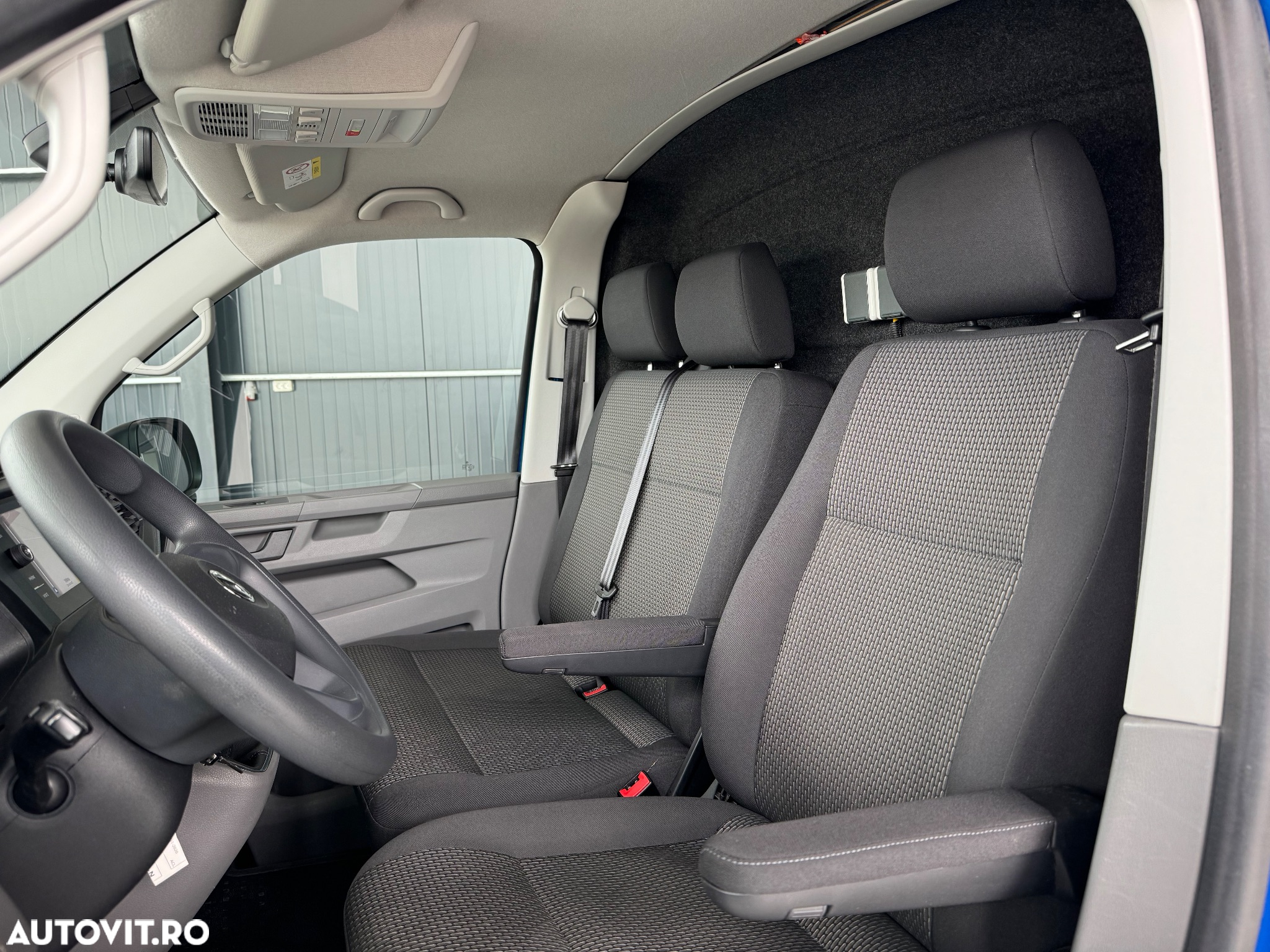 Volkswagen Transporter T6.1 - 7