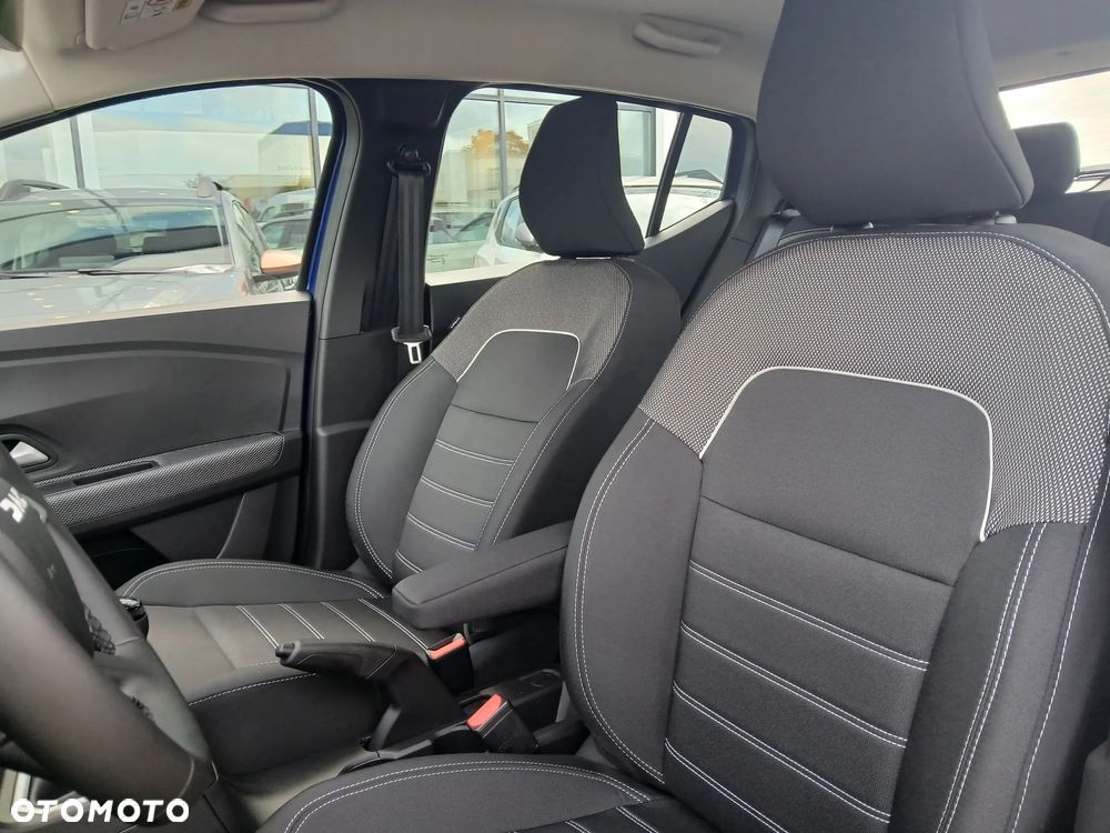 Dacia Sandero - 8