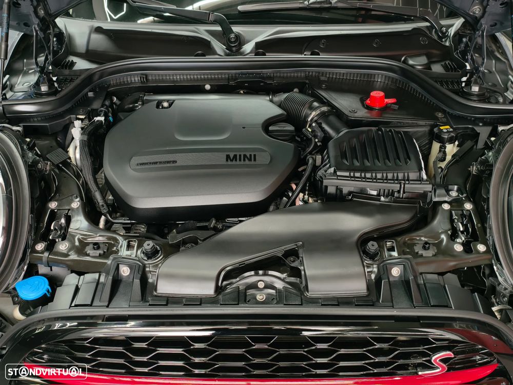 MINI 5 Portas Cooper SD Auto Desportiva - 17