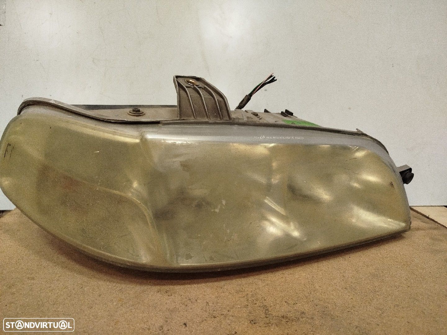 Farol/ Otica Dianteiro Dto Fiat Palio Weekend (178_) - 1