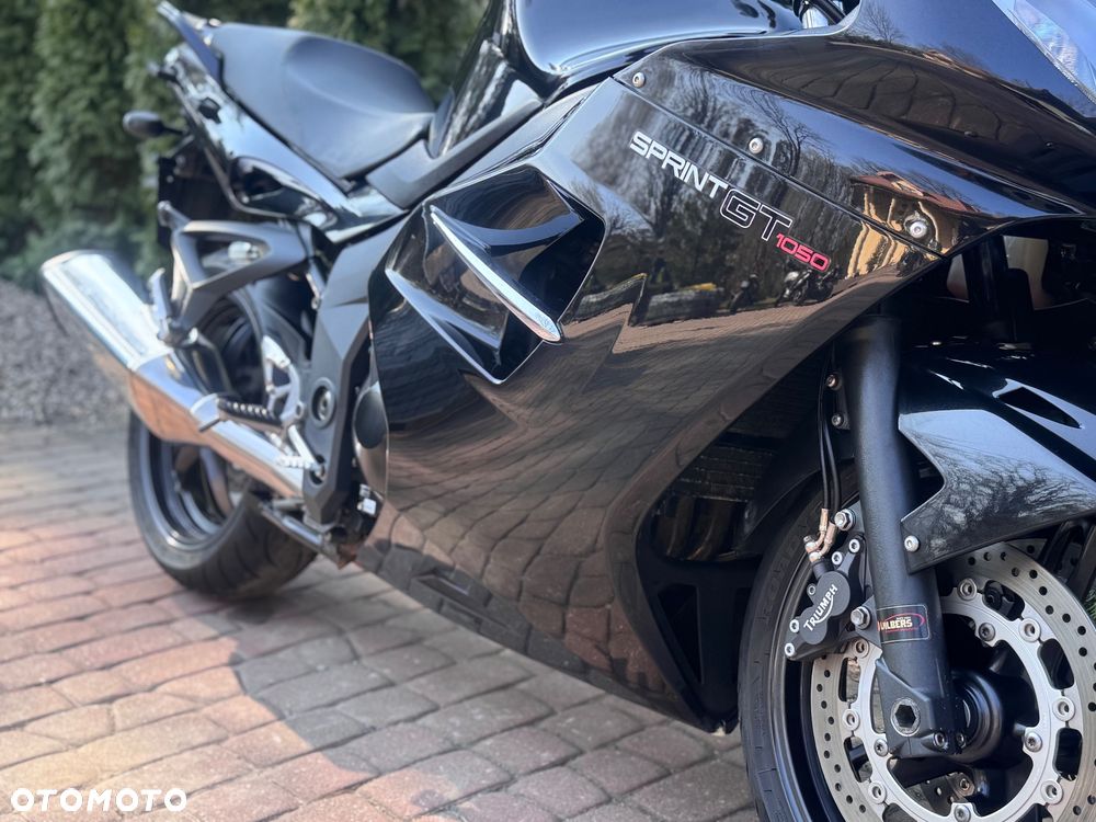 Triumph Sprint - 17