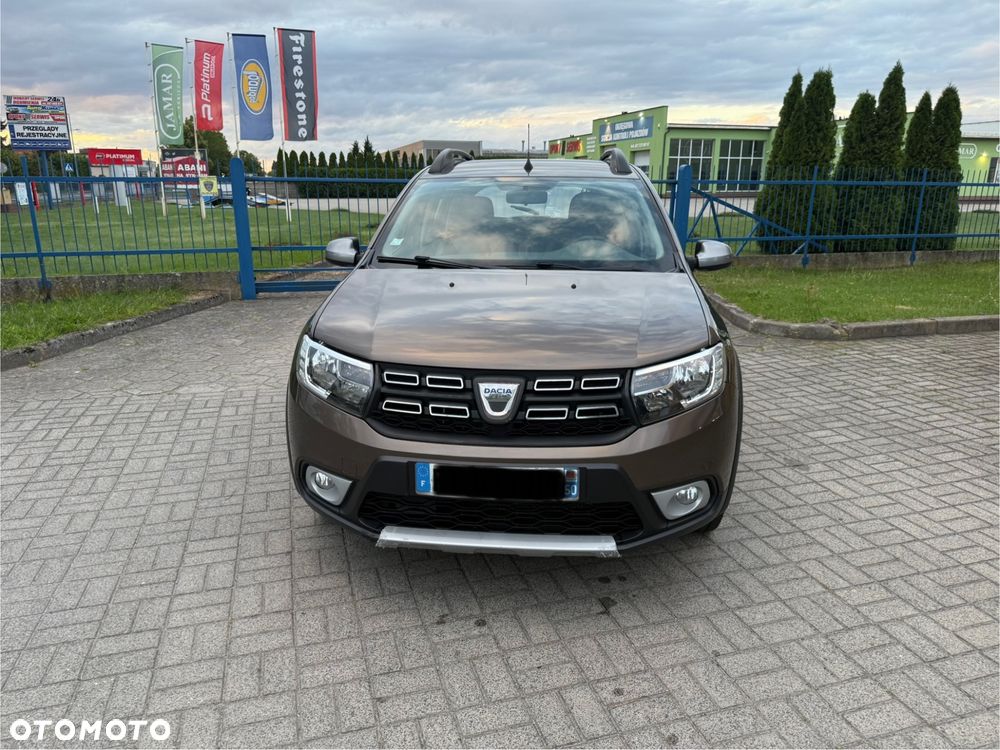 Dacia Sandero Stepway Blue dCi 95 Celebration - 2