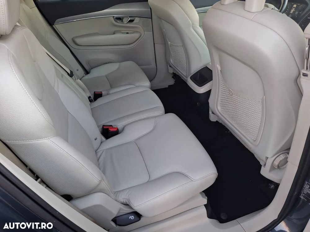 Volvo XC 90 B5 MHEV AWD 7 locuri Momentum - 12