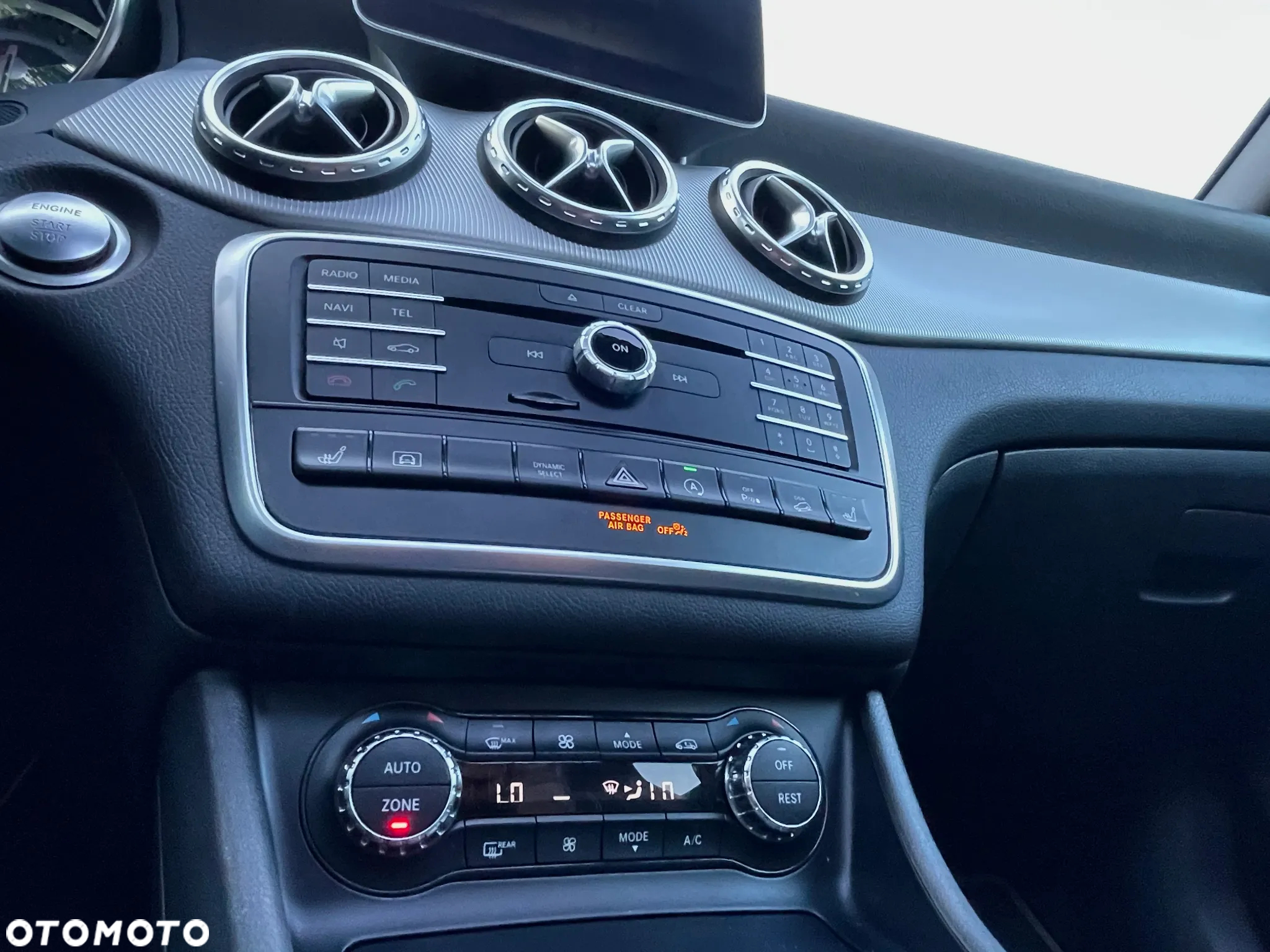 Mercedes-Benz GLA 250 4-Matic - 25