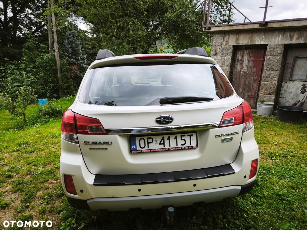 Subaru Outback - 3