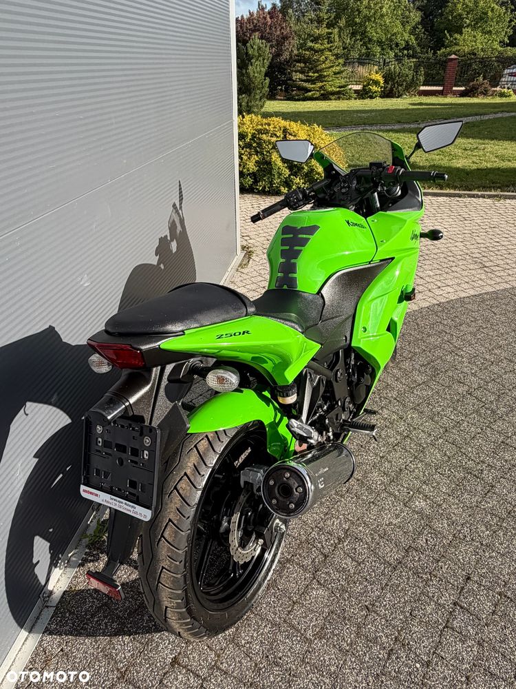 Kawasaki Ninja 250R - 5