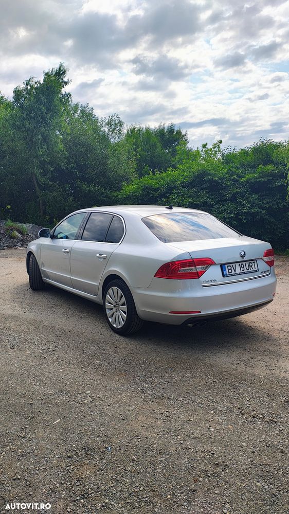 Skoda Superb 2.0 TDI Ambition - 5