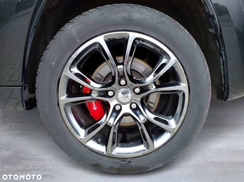Jeep Cherokee - 33