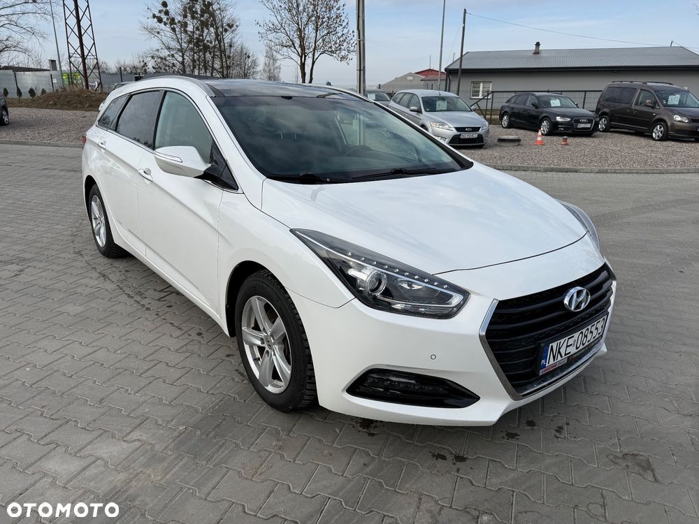 Hyundai i40 Kombi 1.7 CRDi Premium - 14