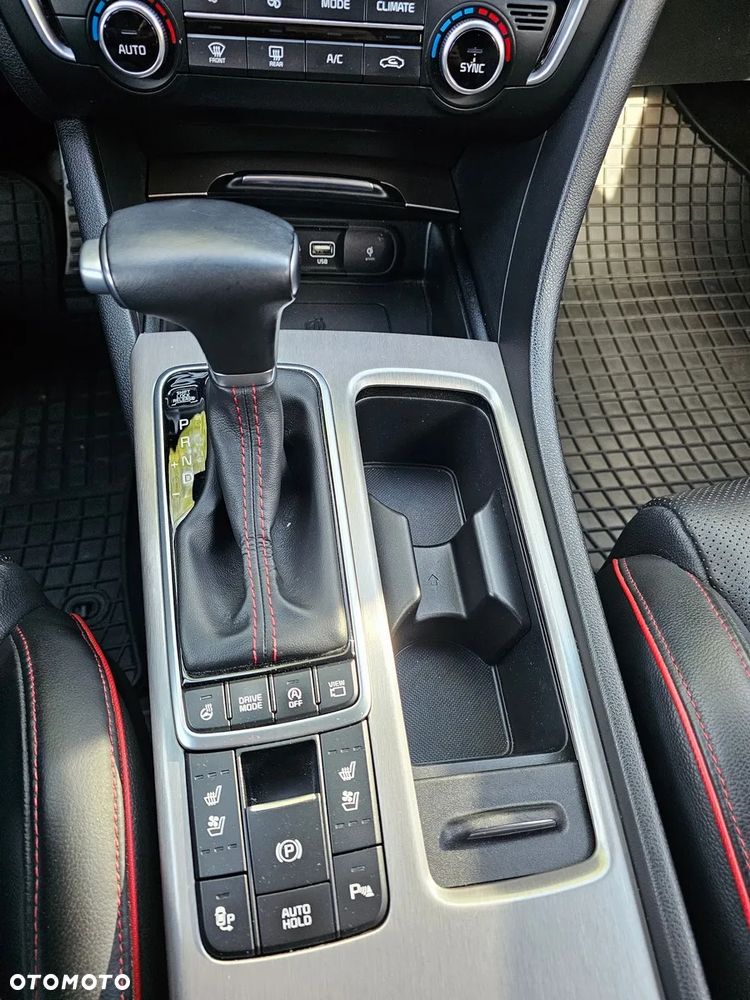 Kia Optima 1.6 T-GDI GT Line DCT - 22